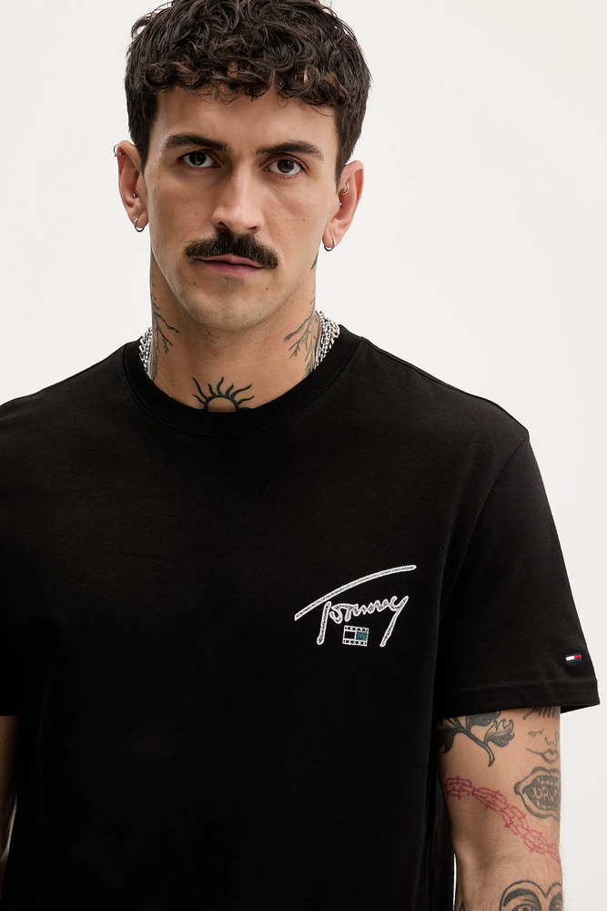 Ανδρικό T-shirt Μαύρο Tommy Jeans DM0DM22320-BDS
