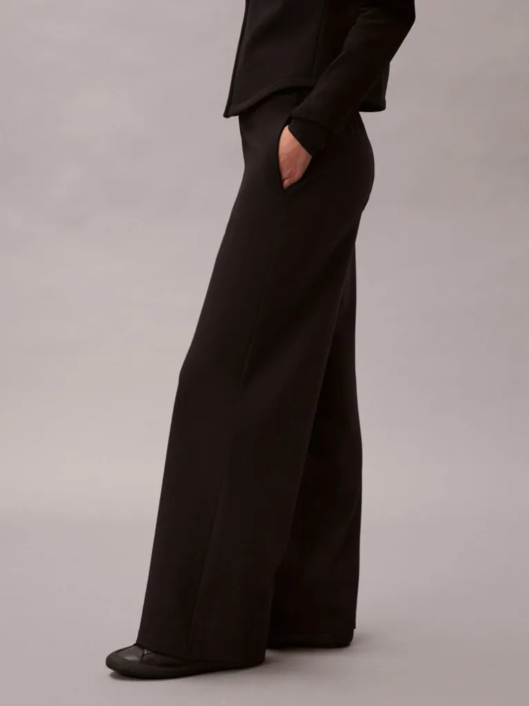 Γυναικείο Παντελόνι Φόρμας Μαύρο Calvin Klein LV044E622G-UB1