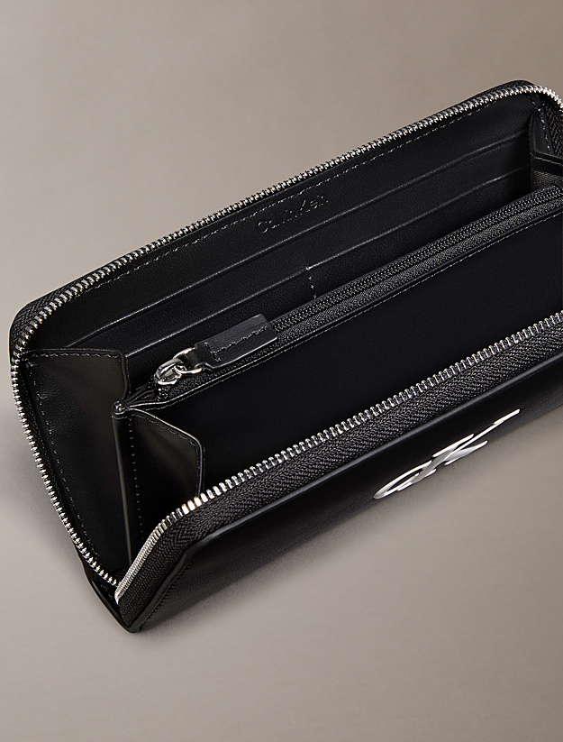 Γυναικείο Πορτοφόλι Μαύρο Calvin Klein LV04F1077G-3L2
