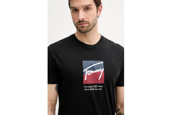 Ανδρικό T-shirt Μαύρο Tommy Jeans DM0DM21940-BDS