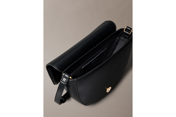 Γυναικεία Τσάντα Χιαστί Μαύρη Calvin Klein LV04F3221G-UB1