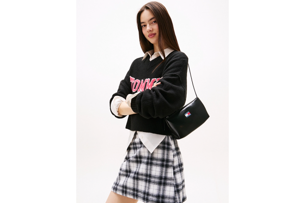 Γυναικεία Τσάντα Ώμου Μαύρη Tommy Jeans AW0AW17866-BDS