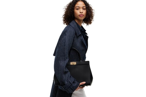 Γυναικεία TH Modern Satchel Τσάντα Μαύρη Tommy Hilfiger AW0AW18729-BDS