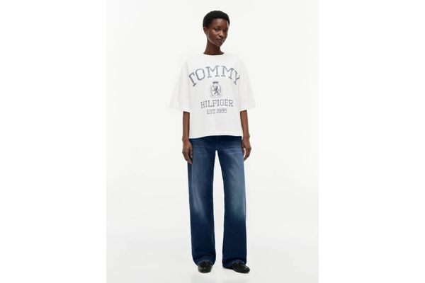 Γυναικείο Varsity Crest T-shirt Λευκό Tommy Hilfiger WW0WW50940-YBL